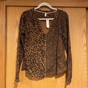 Anthropologie Pilcro Animal Print Split Pattern Thermal Top, Sz M
